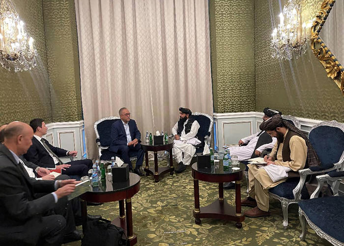 taliban criticised for joining first un-led talks in doha without afghan women