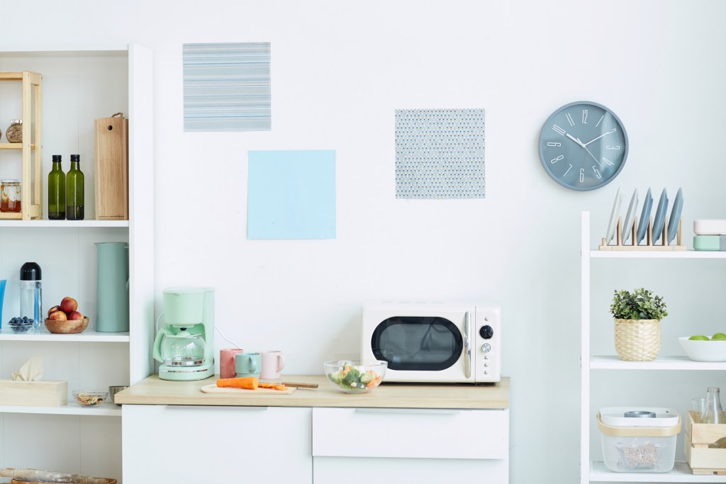Dorm Room Must Haves for New College Students