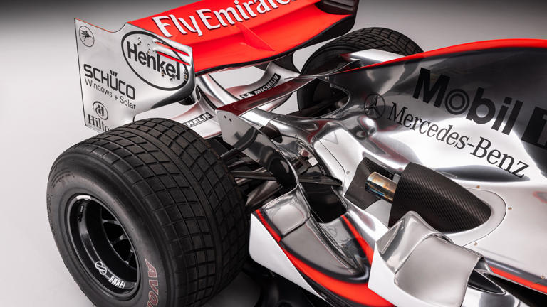 This McLaren MP4-21 was Lewis Hamilton’s first F1 test car, and it ...