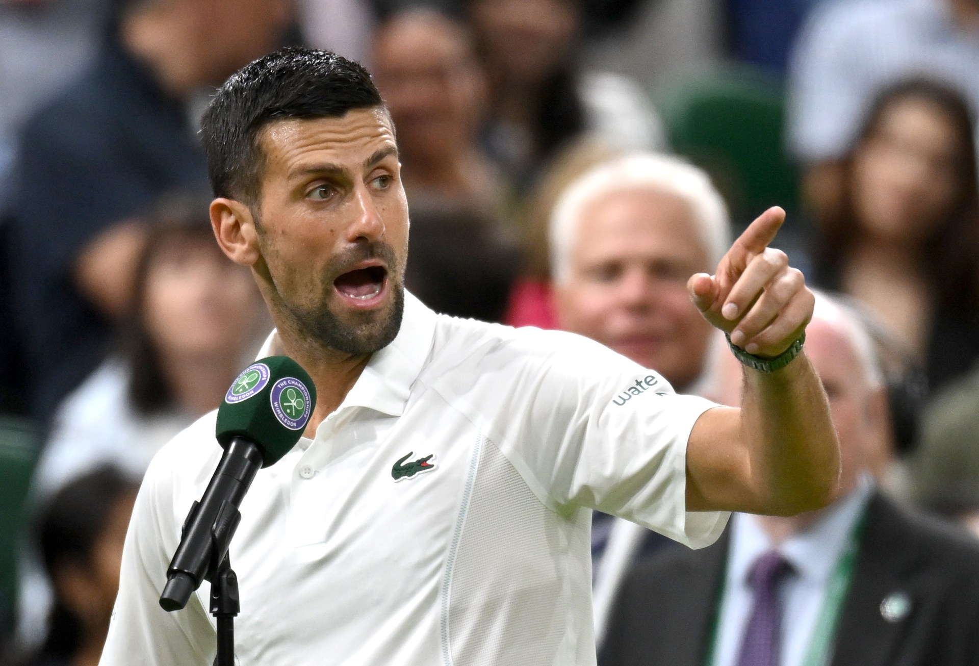 Novak Djokovic Slams 'disrespectful' Wimbledon Crowd In Angry On-court ...