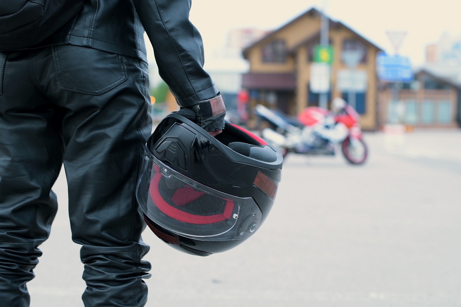 <p class="wp-caption-text">Image Credit: Shutterstock / Slava Dumchev</p>  <p><span>Motorcycle pants protect your legs from road rash and debris. Choose pants with built-in armor for the knees and hips, and ensure they are made from durable materials like leather or reinforced textile.</span></p>