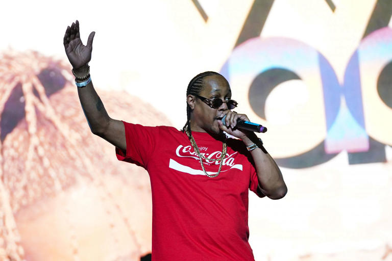 Which songs did DJ Quik & Snoop Dogg collaborate on? West Coast legend reveals latter's efforts to fly them to Kendrick Lamar's Pop Out show