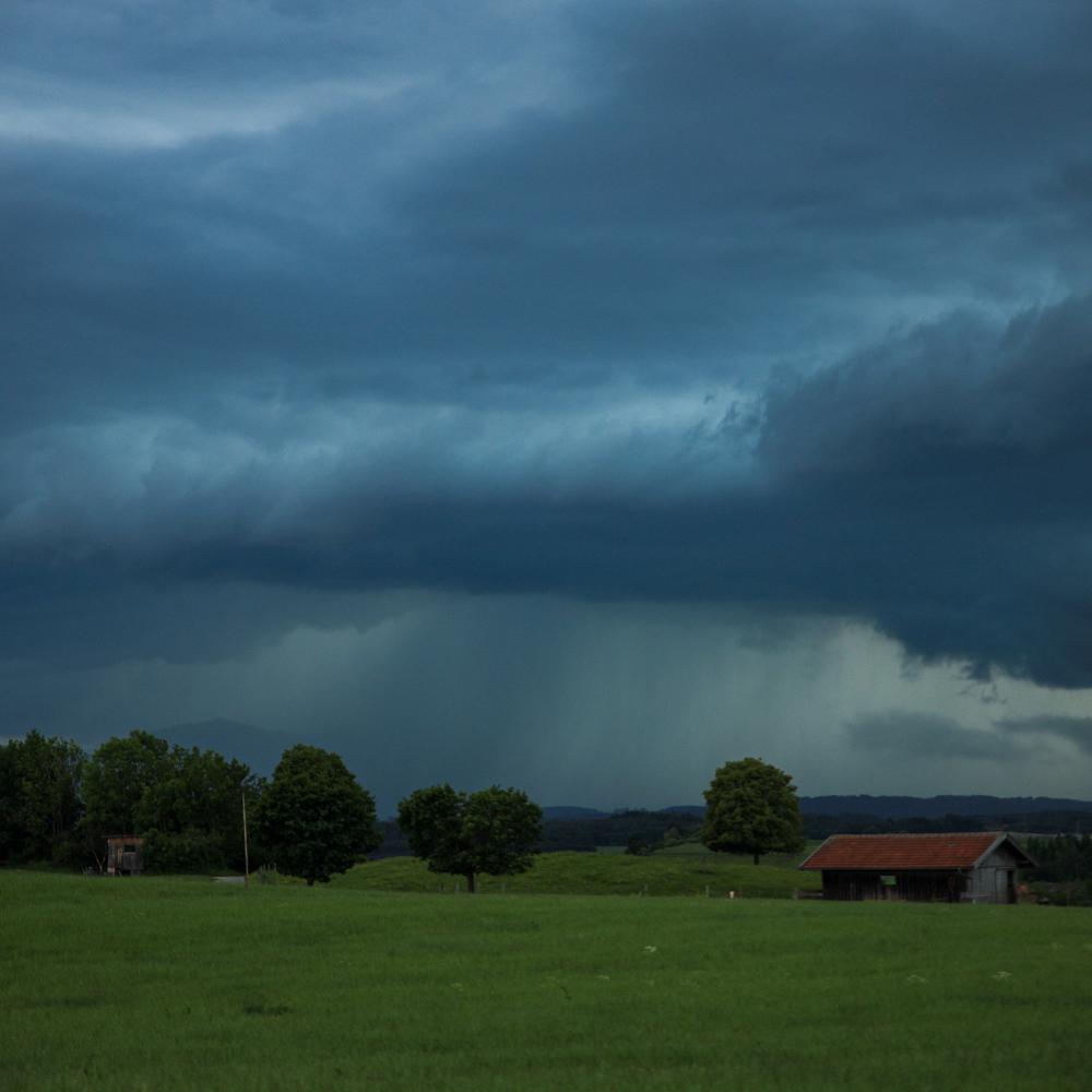 Heftige Gewitter Und Starkregen: Unwettergefahr In Deutschland Hält An