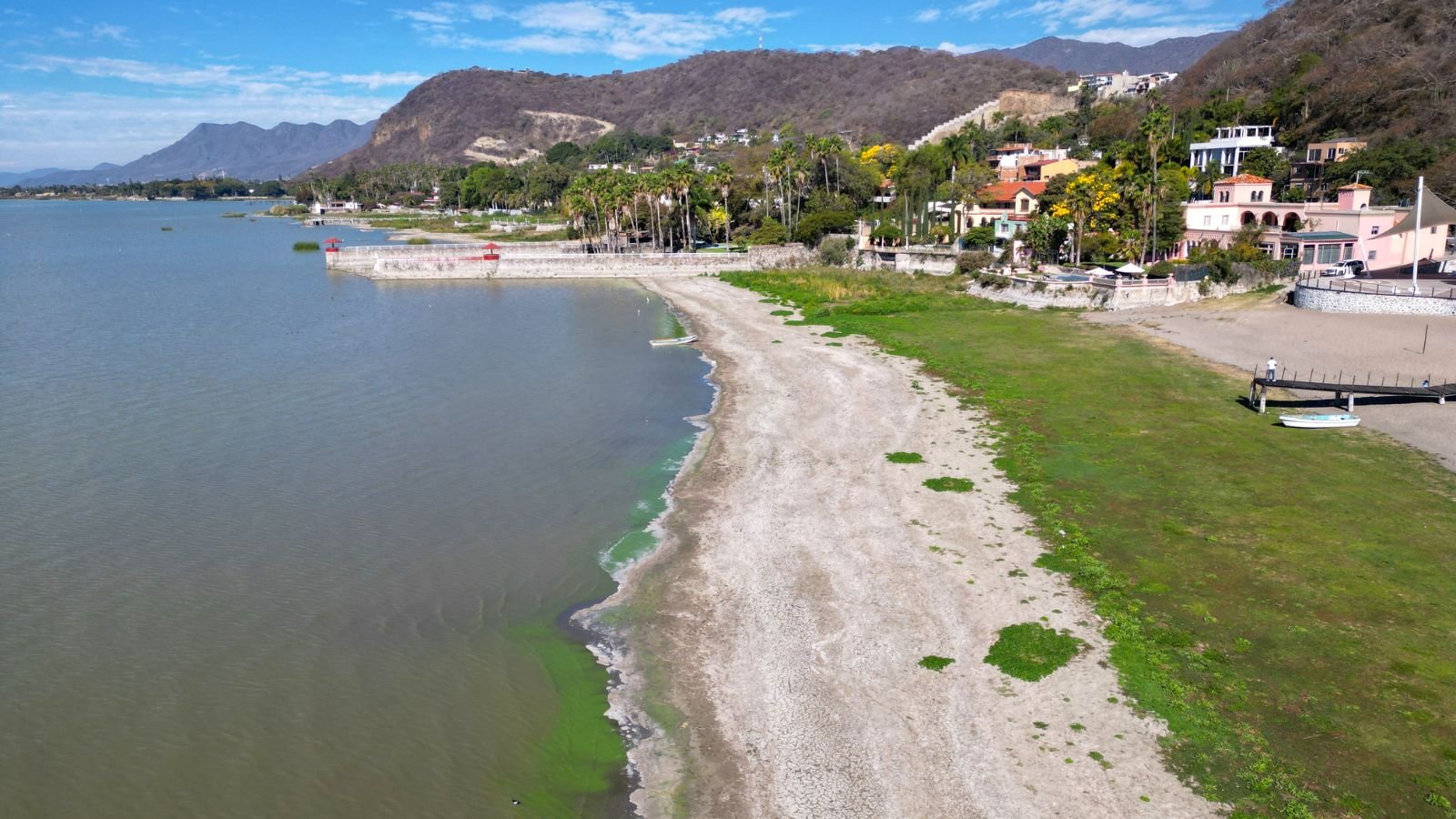 <p>Lake Chapala including Ajijic is home to <a href="https://internationalliving.com/countries/mexico/lake-chapala-mexico/#:~:text=Located%20in%20west%2Dcentral%20Mexico,the%20vast%20majority%20are%20retired." rel="noopener">about 20,000 expats</a>, making this city the largest expat community in Mexico. The area’s serene atmosphere and pleasant weather draw many “snowbirds” escaping harsh winter. You can comfortably reside in this city within a range of <a href="https://focusonmexico.com/cost-living-mexico-lake-chapala/#:~:text=In%20general%2C%20the%20estimated%20cost,whether%20you%20own%20or%20rent." rel="noopener">$1,200 to $3,000 per</a> month. With a population of over 50,000 in the municipality, it offers a new world-class hospital and assisted living homes.</p>