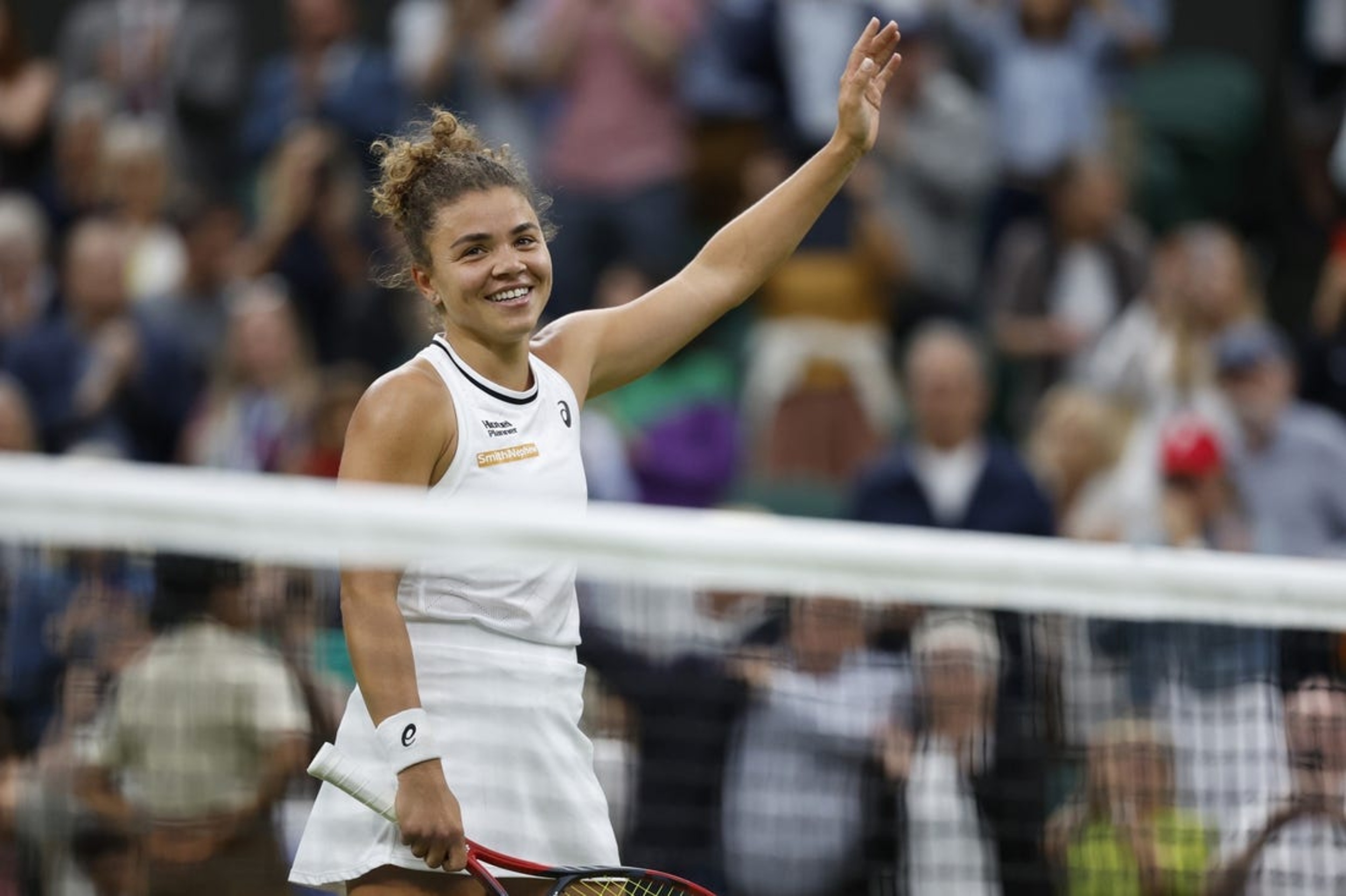 Jasmine Paolini Into Wimbledon Final After Tough Win Over Donna Vekic