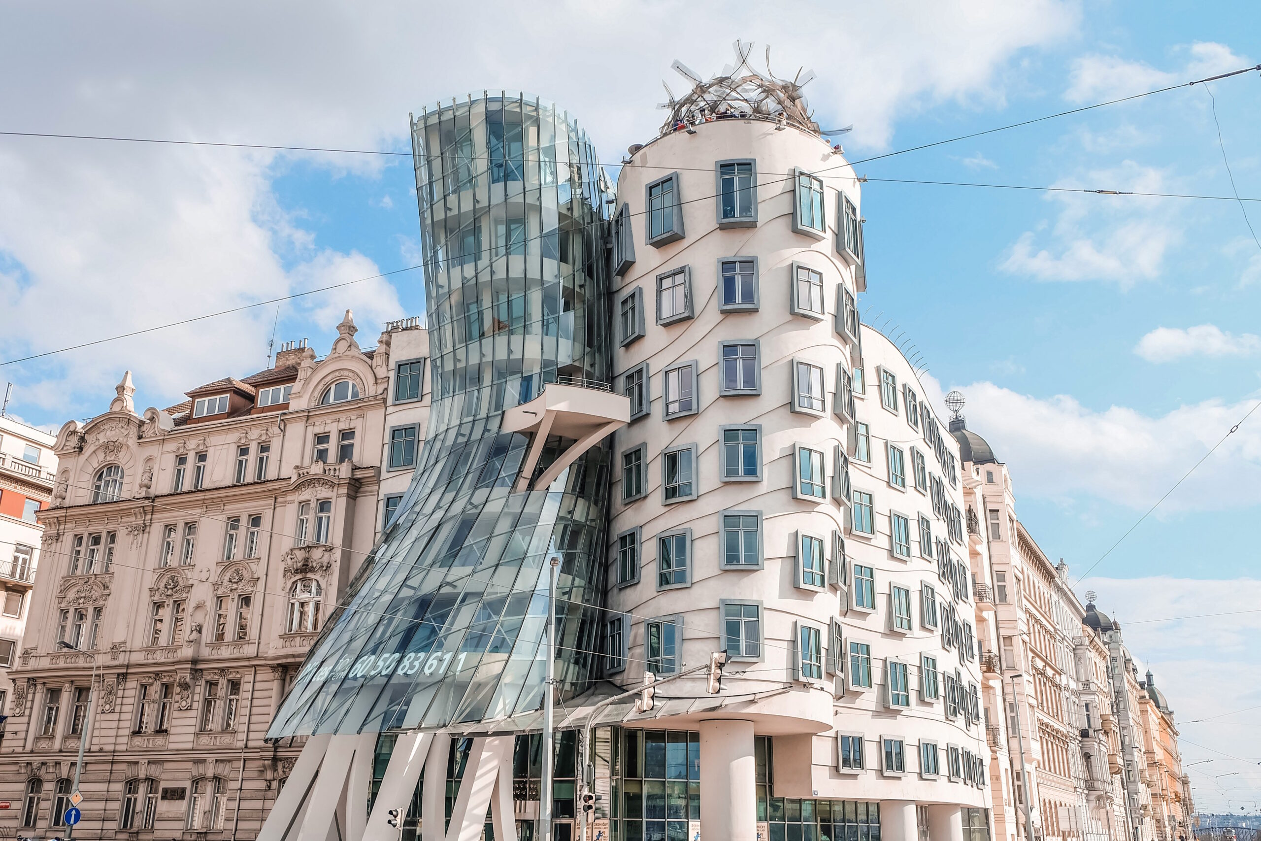 Frank Gehry's Top 5 Masterpieces You Need to See Worldwide Frank Gehry's Top 5 Masterpieces You Need to See Worldwide