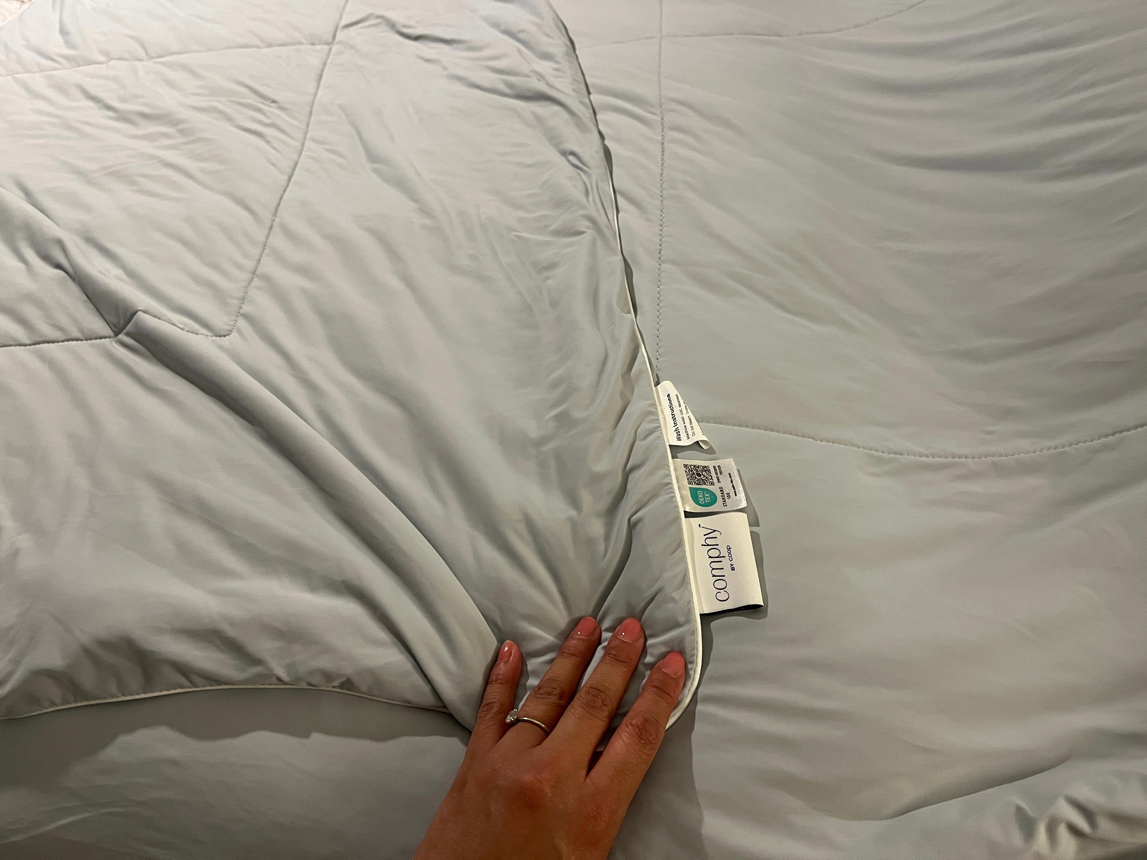 close up of comphy coolspa blanket