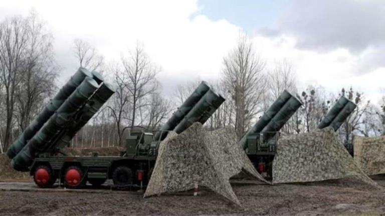The Russian S-400s air defence system(Representational image/REUTERS)