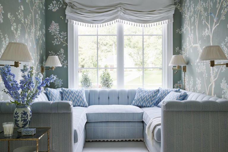 There’s a Very Important Difference Between a Sofa and a Couch