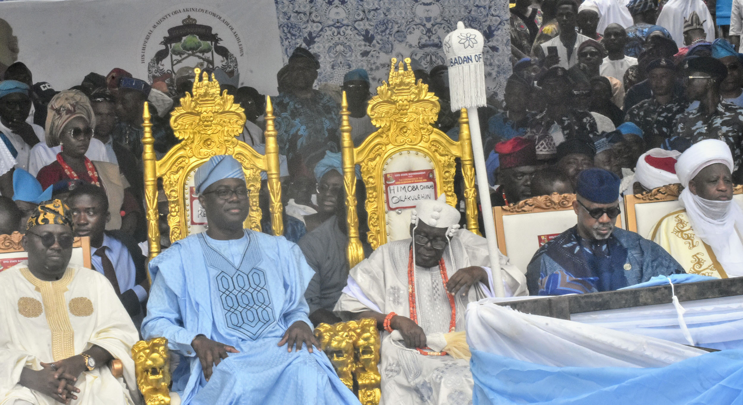 Makinde Presents Staff Of Office To Olubadan