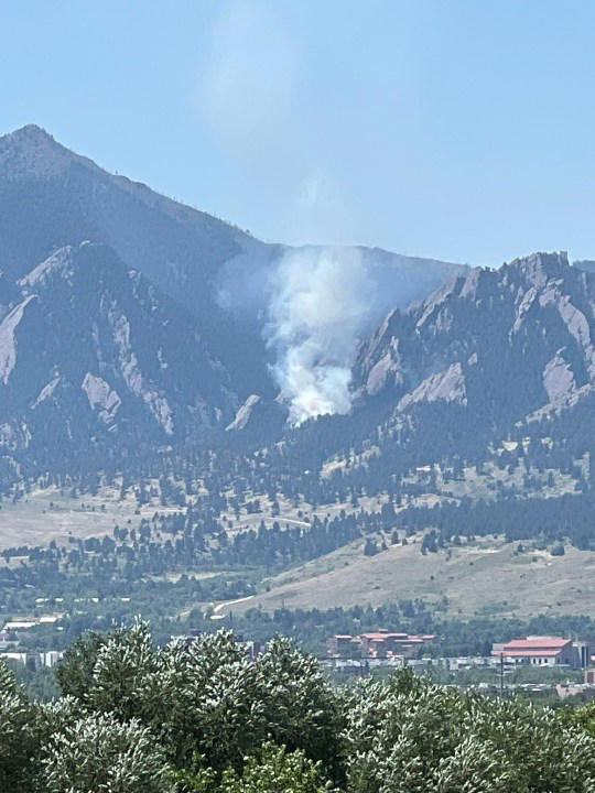 Dinosaur Fire: Wildland fire near NCAR in Boulder, smoke visible