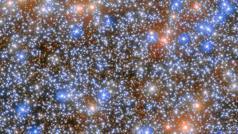 Omega Centauri is the largest globular cluster in the Milky Way. (Image credit: ESA/Hubble & NASA, M. Häberle)