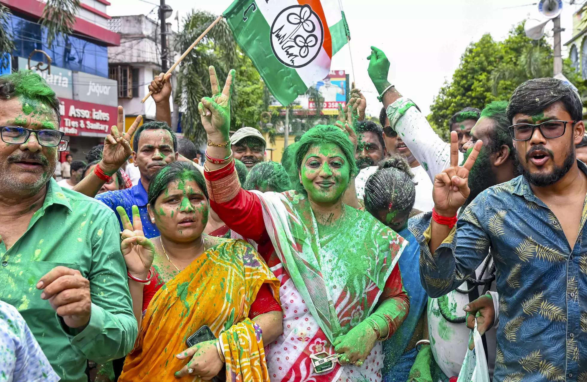 TMC Steamrolls Opposition In Bengal Assembly Bypolls, Continues Its LS ...