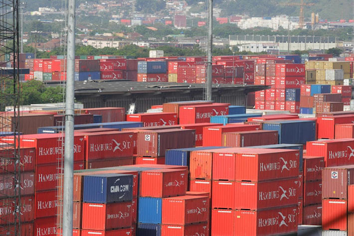 A parcela de exportação entre os países do bloco econômico caíram no total de vendas dos membros, de um pico de 24% em 1998 para cerca de 11% em 2023 Foto: Jose Patricio/Estadão