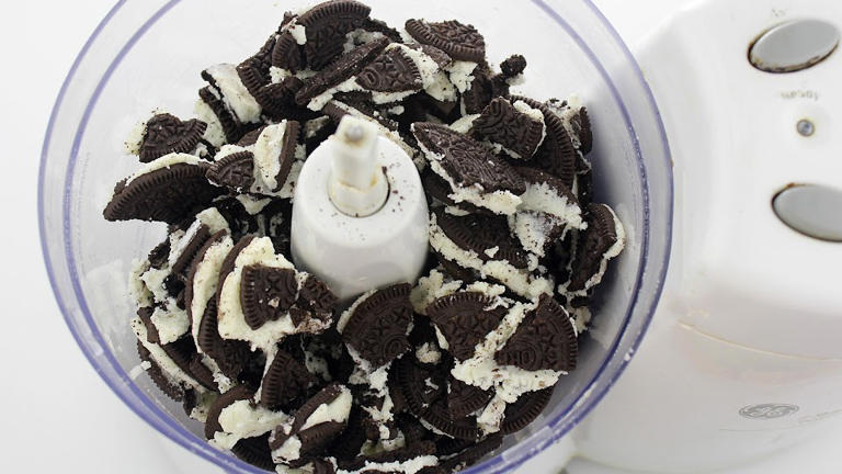 Oh, with layers of yumminess, this no-bake dessert is decadent - Oreo ...