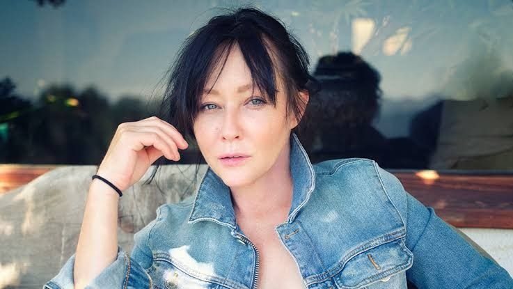 Shannen Doherty, Star Of Beverly Hills 90210, Dies Aged 53 After Cancer ...