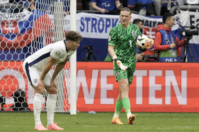 bellingham's stunning goal rescues england in 2-1 win over slovakia to advance to euro 2024 quarters