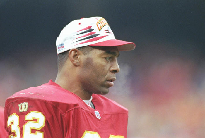 marcus allen reveals the ambitious mentality he had as a player, predicts chiefs 2024 season