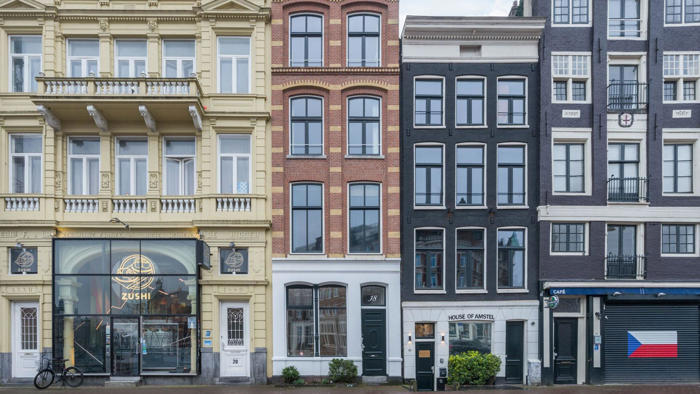 het kleinste huis van amsterdam kost 9.884 euro per vierkante meter