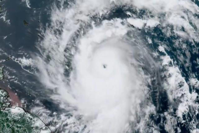 trayectoria del huracán beryl en vivo: va por el atlántico y pasará cerca a colombia