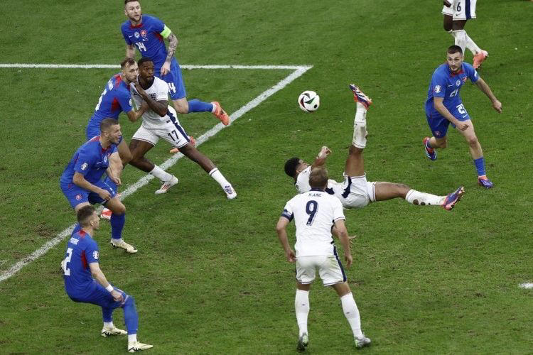 hasil euro 2024 - diselamatkan gol salto super dramatis bellingham, inggris lolos ke perempat final