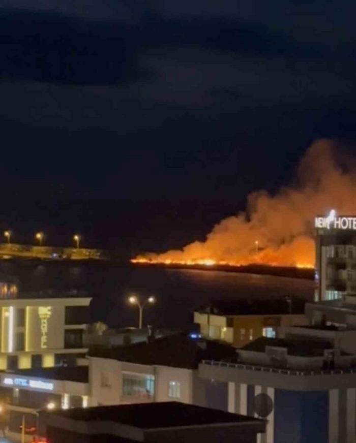 samsunspor’un kuruluş yıl dönümü kutlamasında yangın çıktı