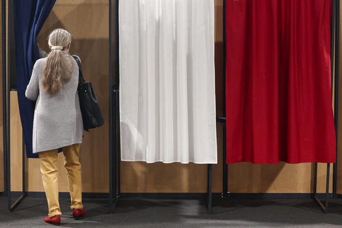γαλλικές εκλογές: πρώτη η μαρίν λεπέν στον α’ γύρο – τι δείχνει το exit poll