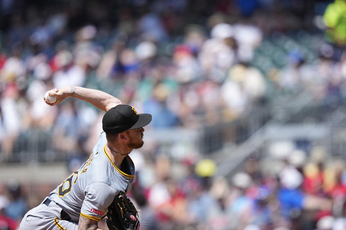 oneil cruz and rowdy tellez homer in 5th as the pirates avoid sweep and beat the braves 4-2