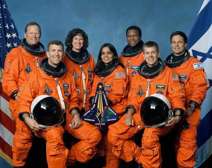 el último vuelo de la astronauta kalpana chawla: la tragedia que sacudió a india y al mundo