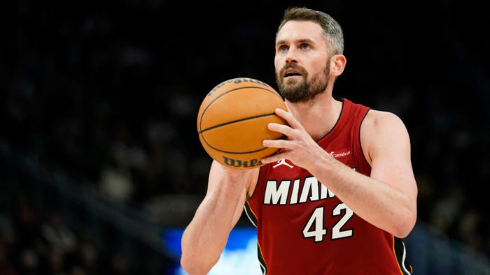 report: forward kevin love returns to heat on two-year, $8m deal