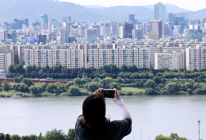 압구정 강남서 가장 비싼 아파트 예약했다…70층, 타팰보다 높게 짓는다 [부동산360]