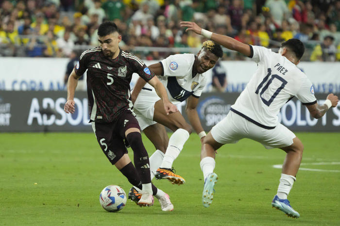 mexico eliminated from copa america as ecuador earns spot in quarterfinals after 0-0 draw