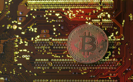 bitcoin price today: steadies at $63k with mt gox, rate signals in focus