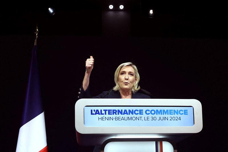 el bloque de extrema derecha gana la 1ª vuelta de las elecciones en francia con el 33% de los votos