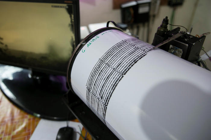 un sismo de magnitud 4,2 sacude quito, la capital de ecuador