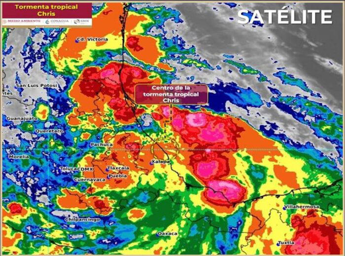 ‘Chris’ toca tierra en Veracruz; ocasionará ‘lluvias extraordinarias’ en cinco estados