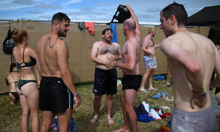 how to, when to shower, who to hug, how to get served … 24 things we learned about the world at glastonbury 2024
