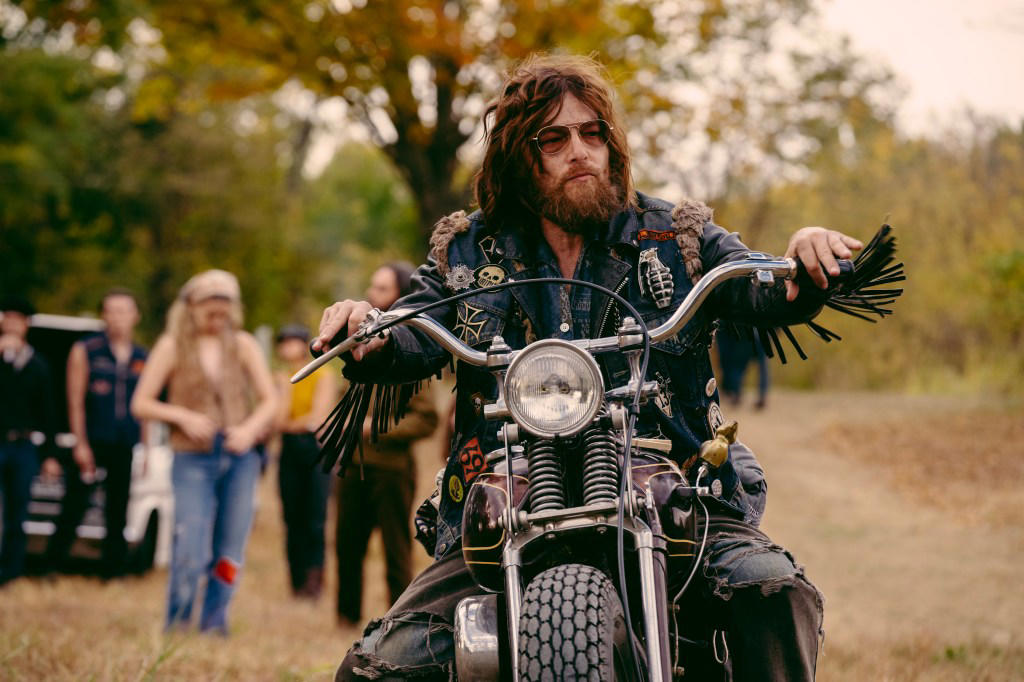 ‘the bikeriders' costumes are an ode to midwestern motorcycle clubs and marlon brando in ‘the wild one'
