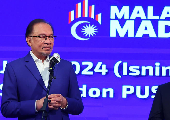 pm anwar: move to open matriculation spots to all top scorers including non-bumi to ease tensions