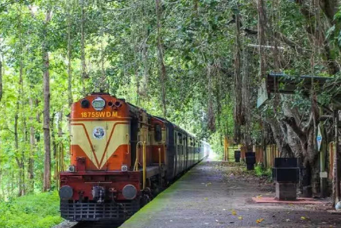 a look at the finest eco-friendly railway stations in india