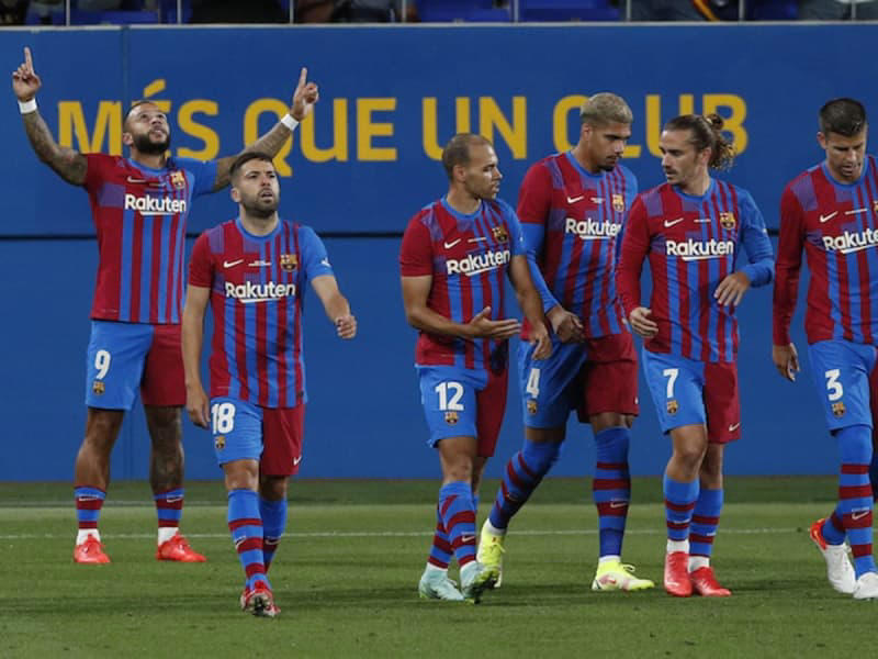 transfer: nine players leave barcelona [full list]