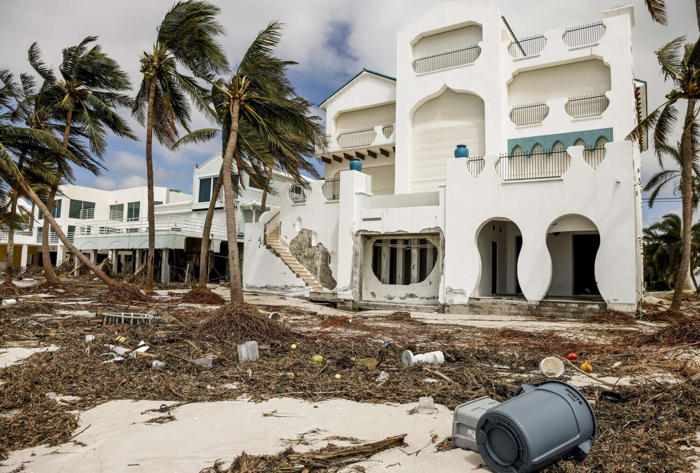 caraibi, allarme uragano beryl: 