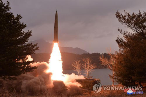 (lead) un des deux missiles tirés par le nord pourrait être tombé aux alentours de pyongyang