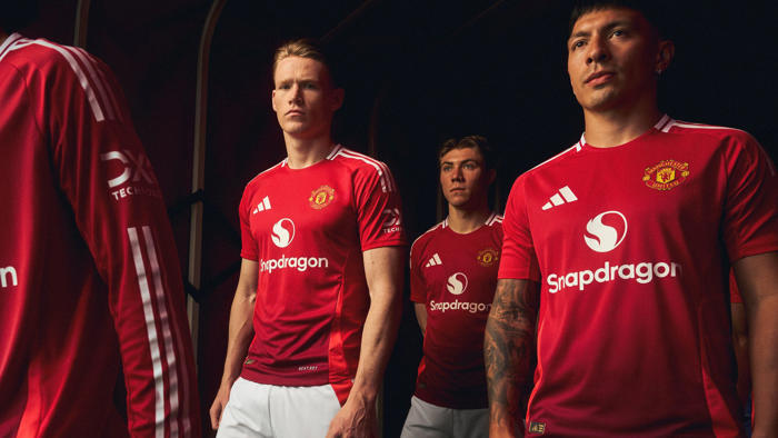 manchester united unveil 2024-25 home kit with unique busby babes concept