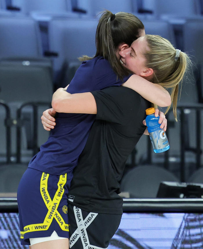 best friends caitlin clark, kate martin are wnba rookies with different experiences