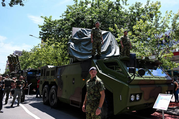 new chinese air defence system unveiled by serbian military