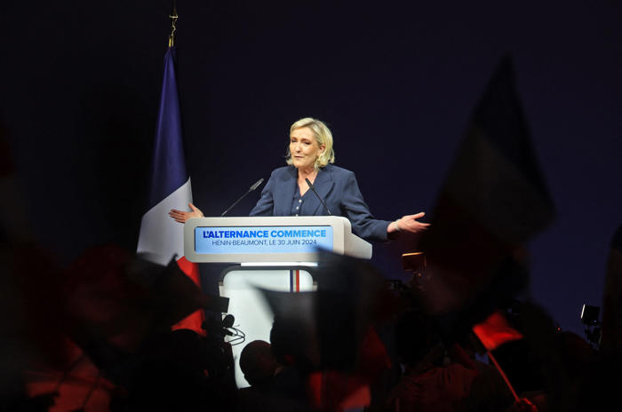 primarias legislativas en francia: extrema derecha gana con el 33,15 % de los votos