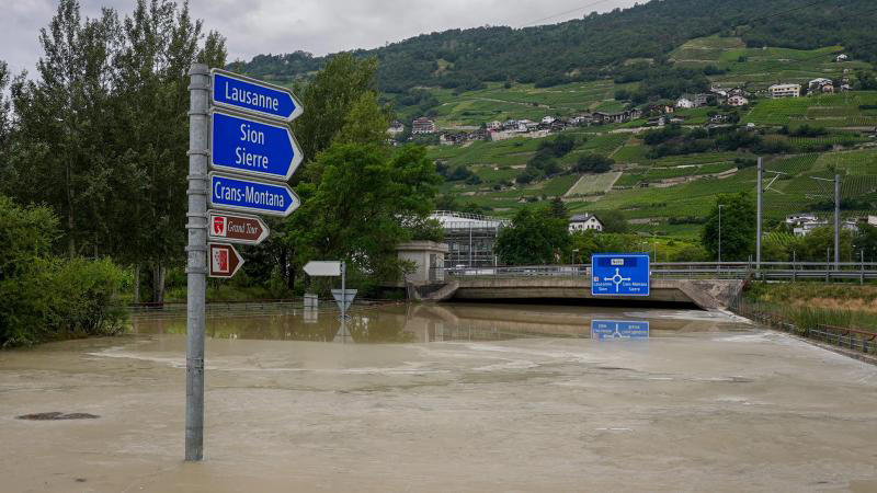 un couple belge et leur bébé sauvés de justesse de la noyade à cause d’inondations en italie