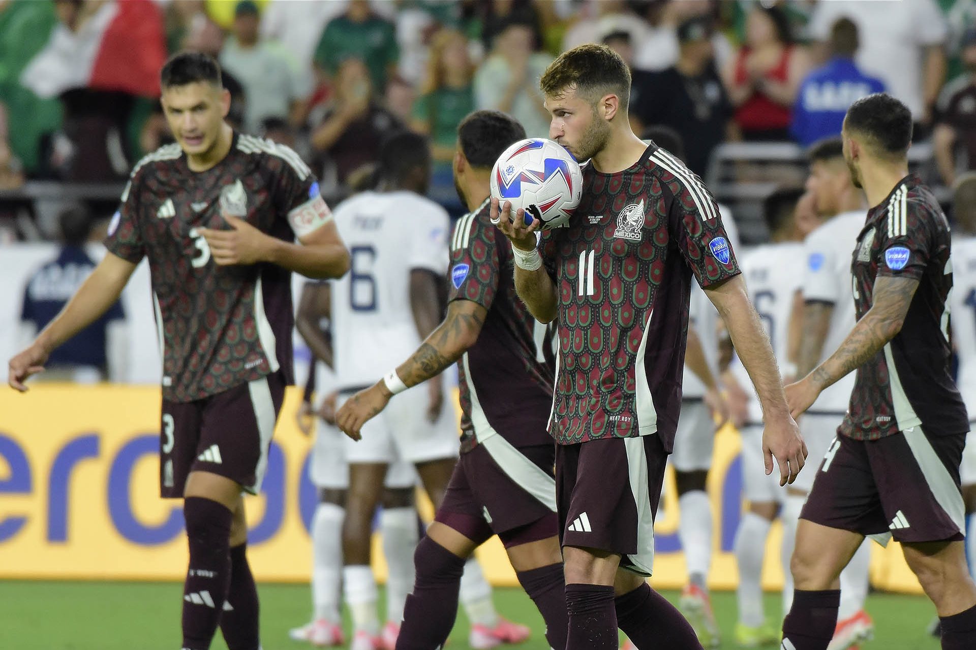 Escándalo en la Copa América: polémicas decisiones arbitrales habrían ...