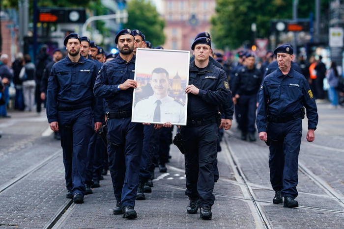 menschen spenden rund 600.000 euro nach tod von polizist